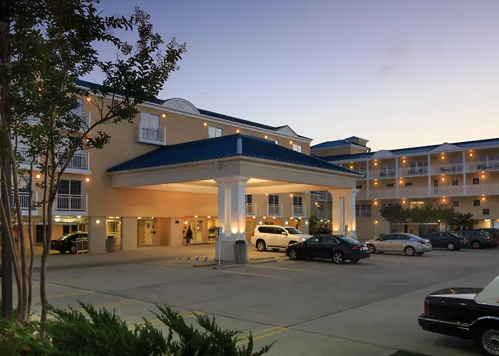 La Mer Beachfront Resort